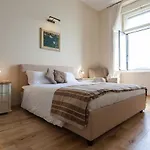 Luxury Beachfront Banje 杜布罗夫尼克