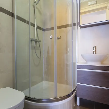 Apartment Luxury Beachfront Banje
