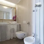 Apartment Luxury Beachfront Banje *